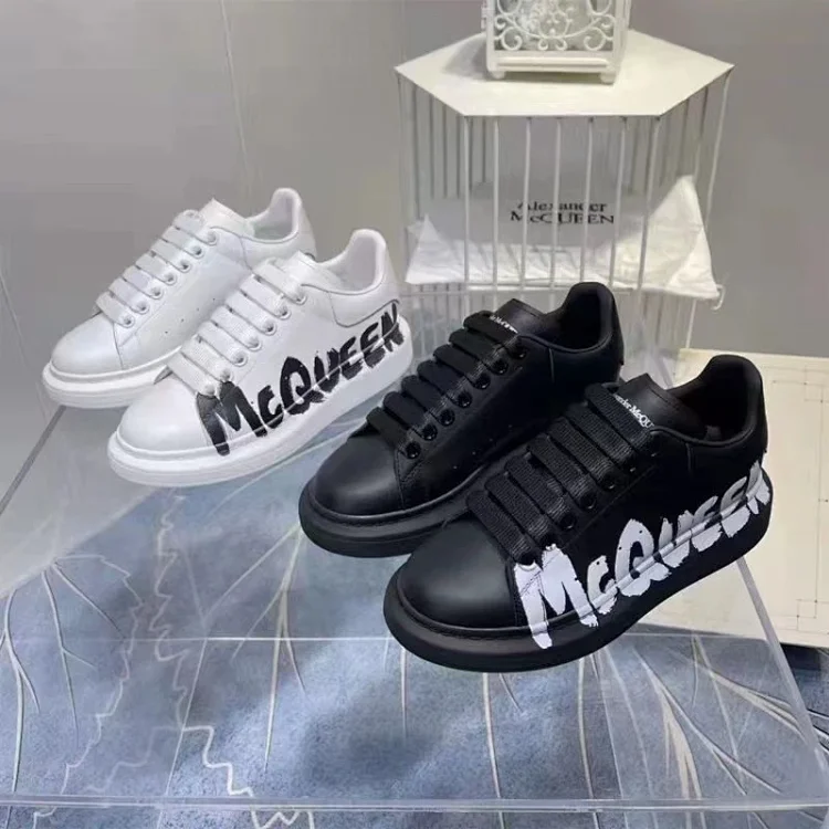 Alexander McQueen Oversized Lo