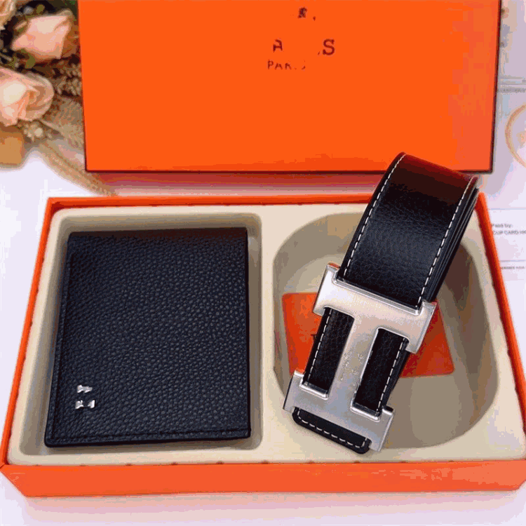Hermès H Buckle Belt & Wal