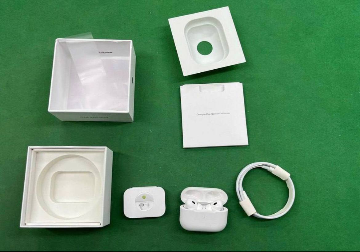 Apple headphones full range TOP -4