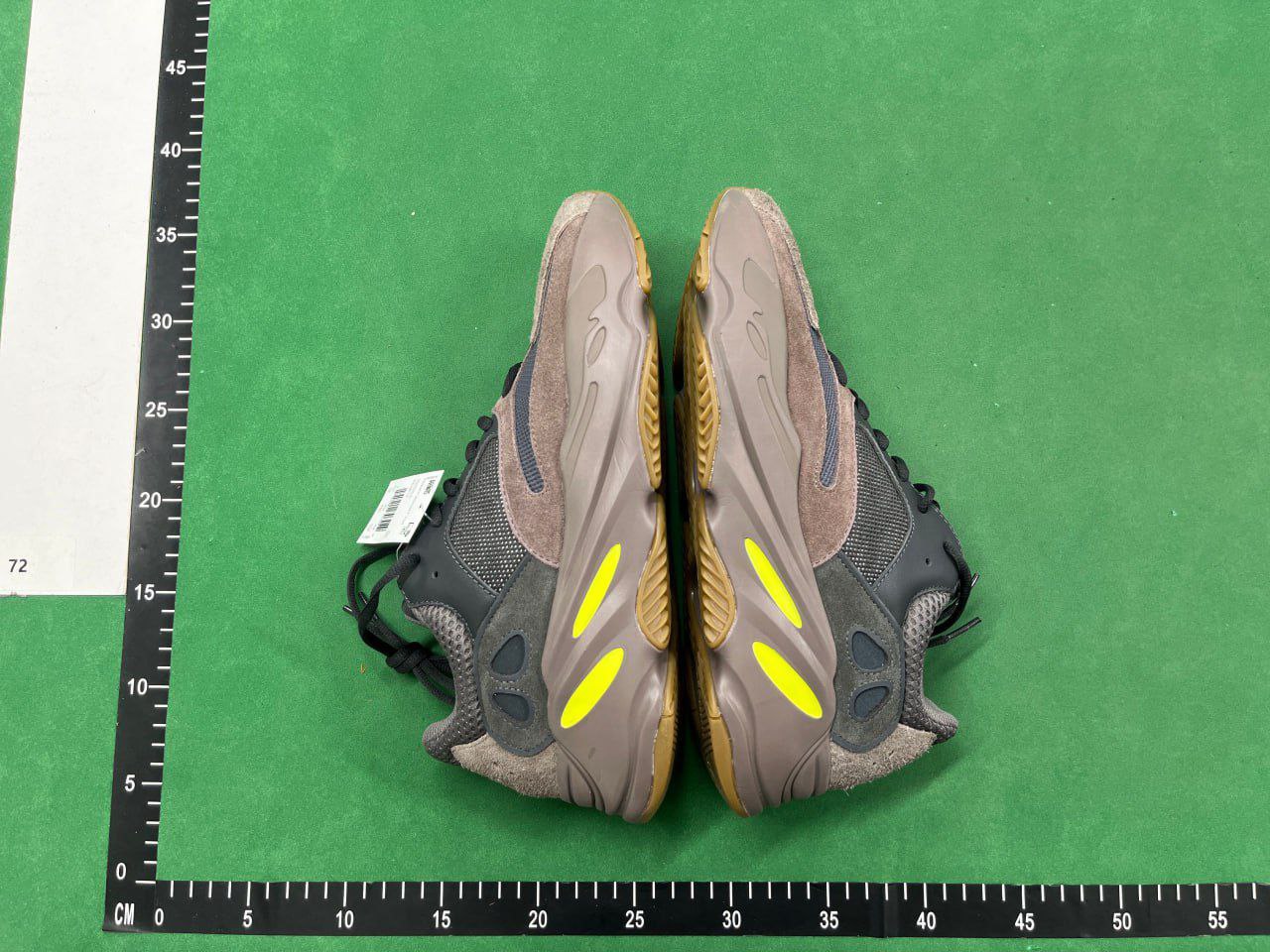 Yeezy boost 700 [10 Colors] -3