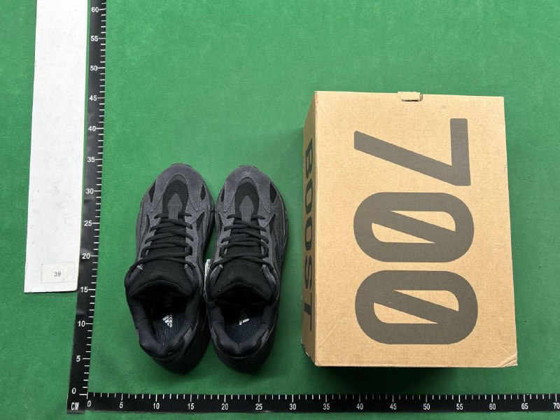 Yeezy boost 700 [10 Colors] -2