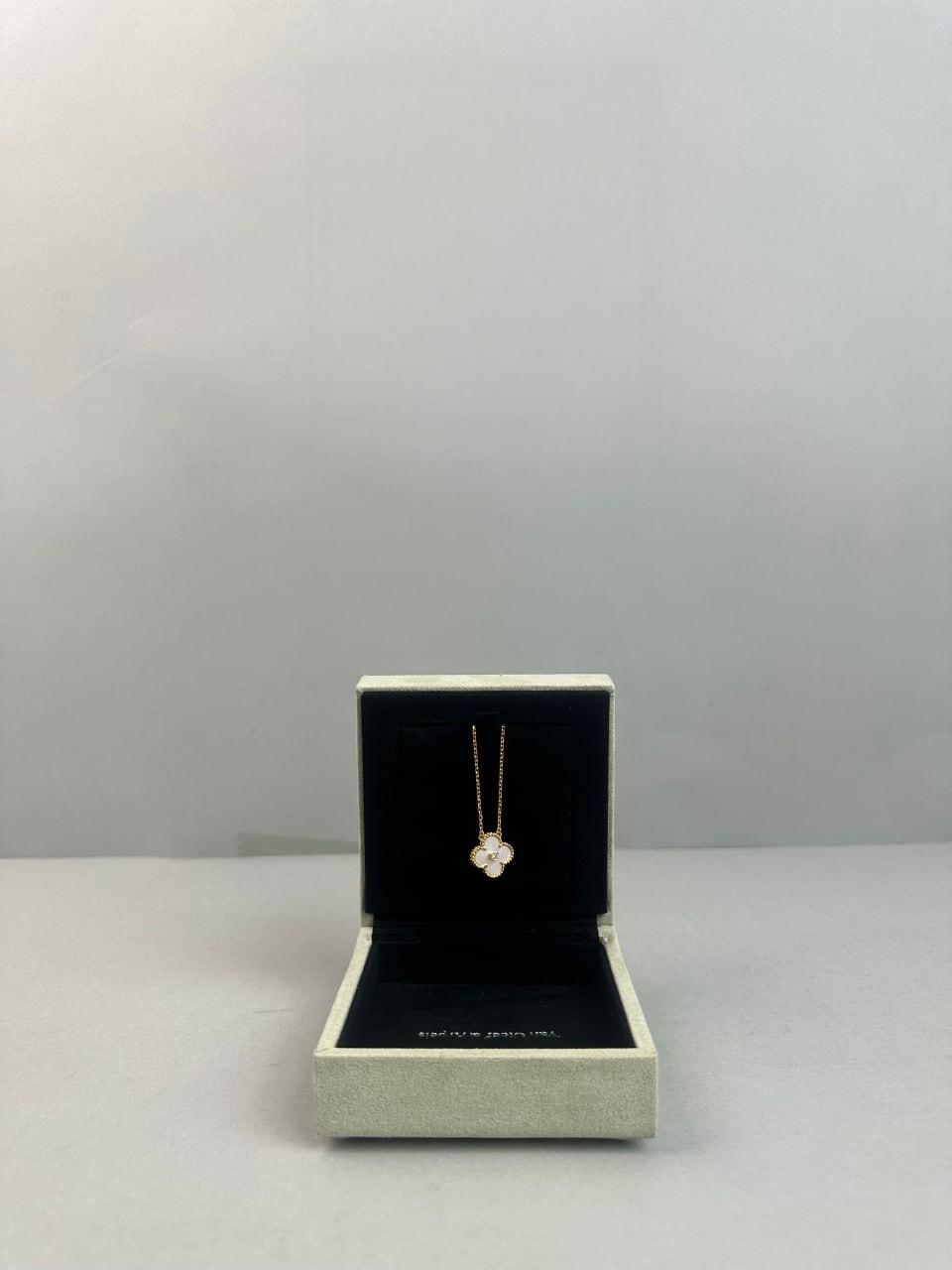 Van Cleef & Arpels Alhambra Necklaces [20 styles] -4