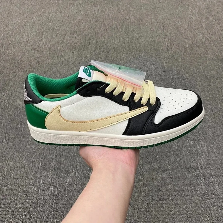 Travis Scott x Air Jordan 1 Lo