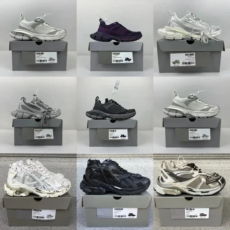 Balenciaga Runner Sneakers [40