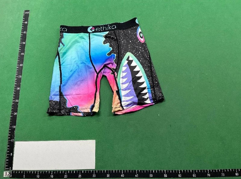 PANTALONES CORTOS ETHIKA -2