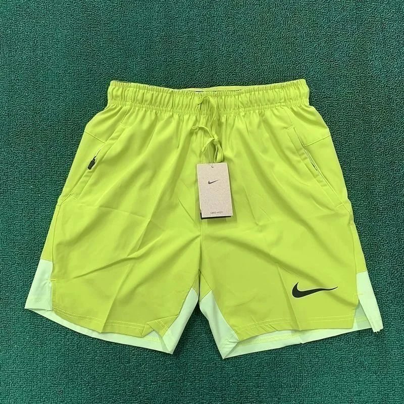 Nike sports shorts -3