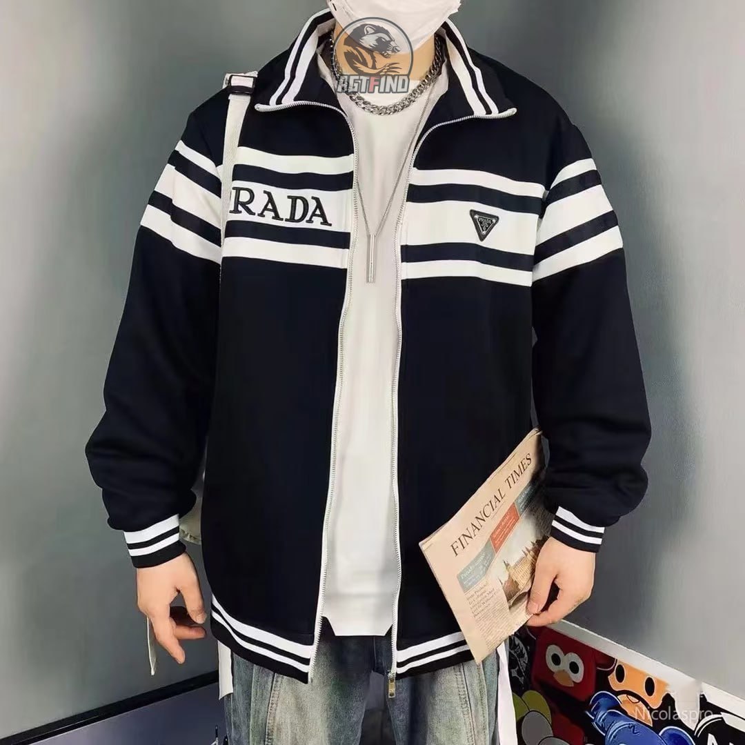 ‌Prada situ -2