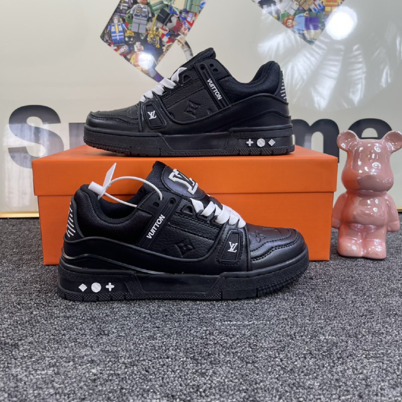  Louis Vuitton Trainer Sneakers [37 styles] -4