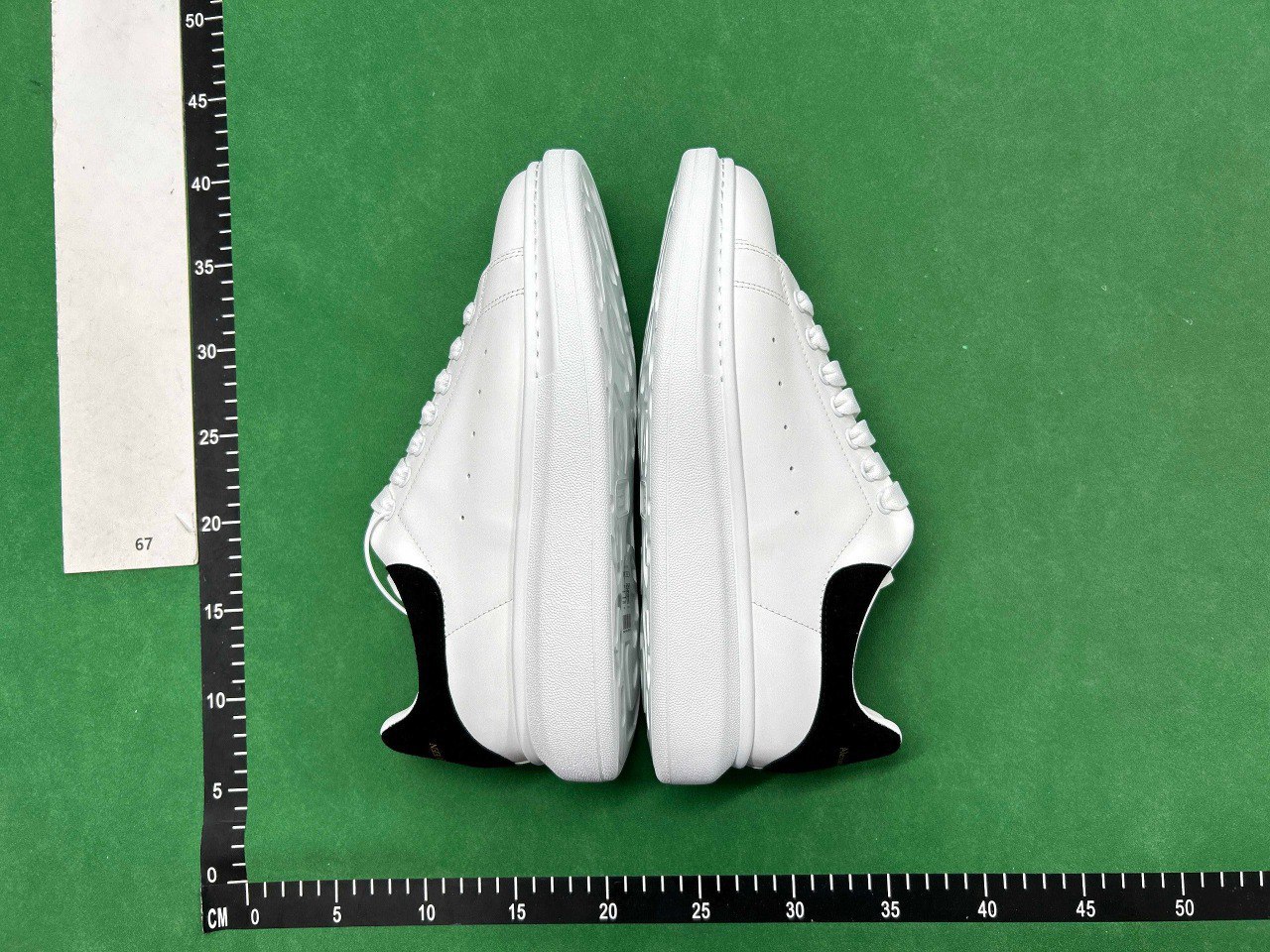 Alexander McQueen Oversized Sneakers [40 styles] -3