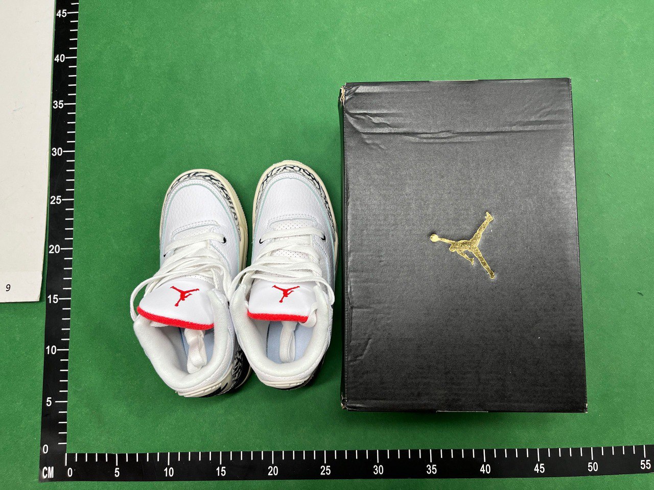 Jordan Air Jordan 3 Retro Children's Sneakers -2