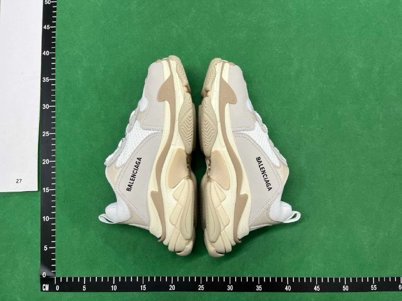 Balenciaga Triple S -4