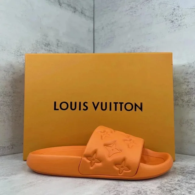  Louis Vuitton Slide Sandals [