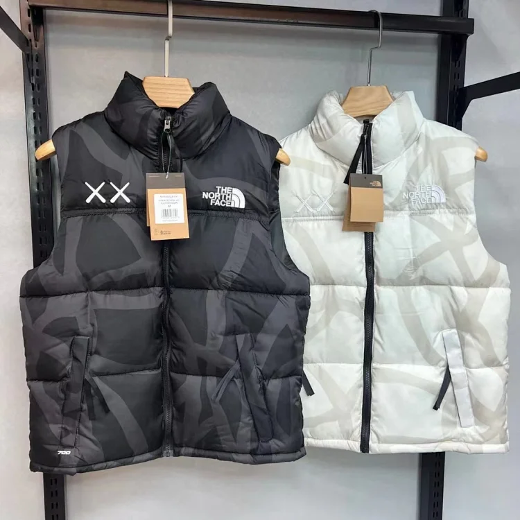 The North Face Nuptse Vest Win