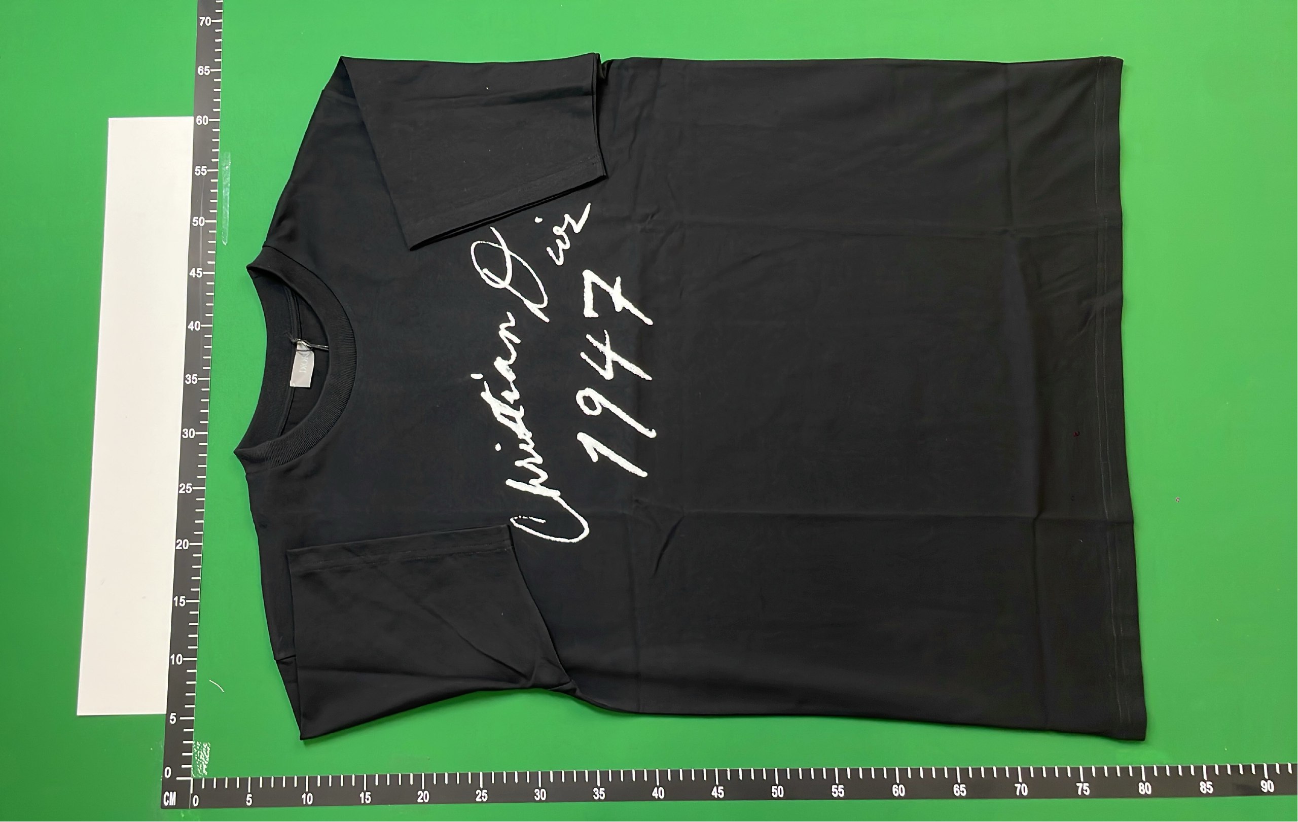 Black Graphic T-Shirt for Men -3