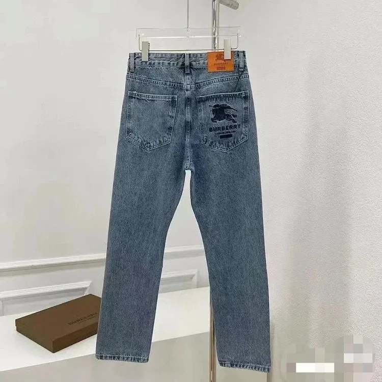 Burberry Logo Patch Jeans [5 s
