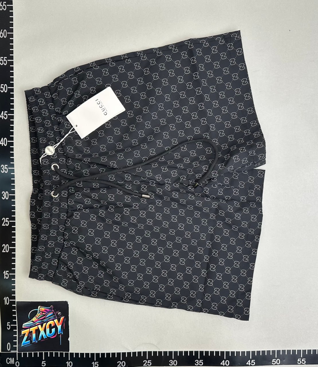 Gucci shorts -2