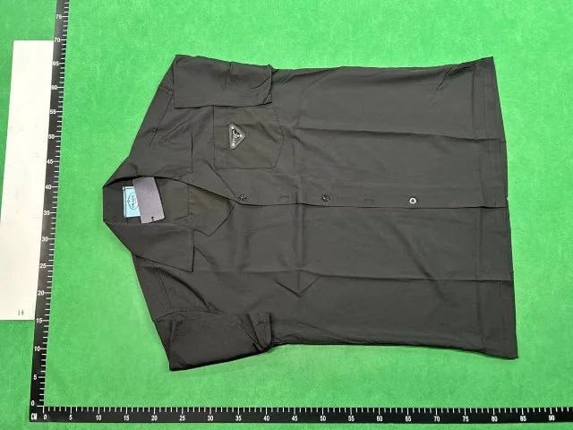 Prada T-shirt   (38 CP) -4