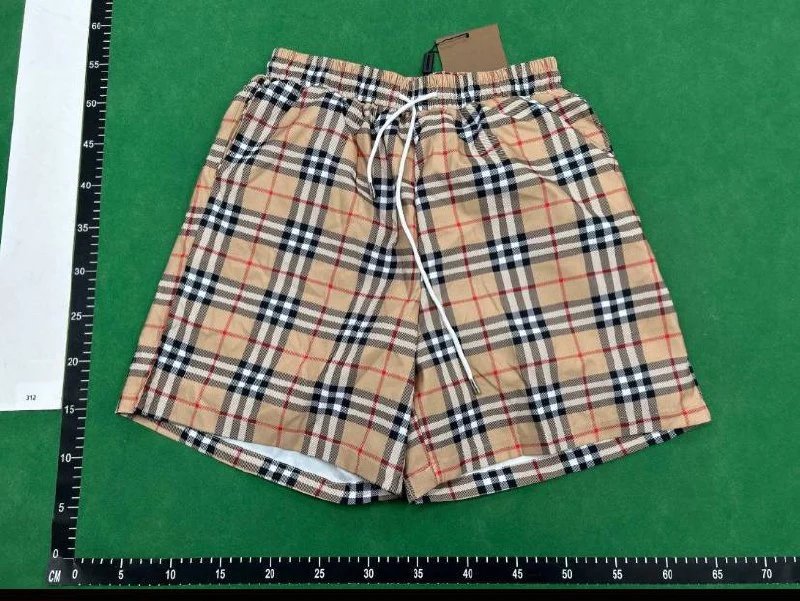 Burberry shorts -4