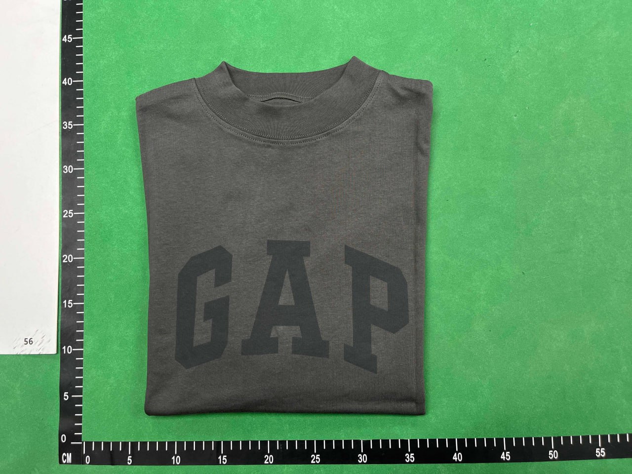 TEE YEEZY GAP -4