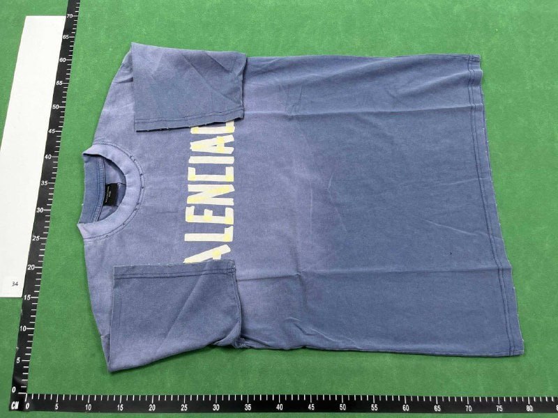 Balenciaga T-shirt  (36 CP) -2