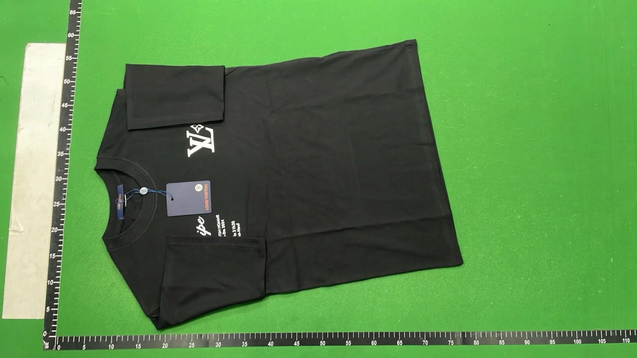 LV T-Shirt -4
