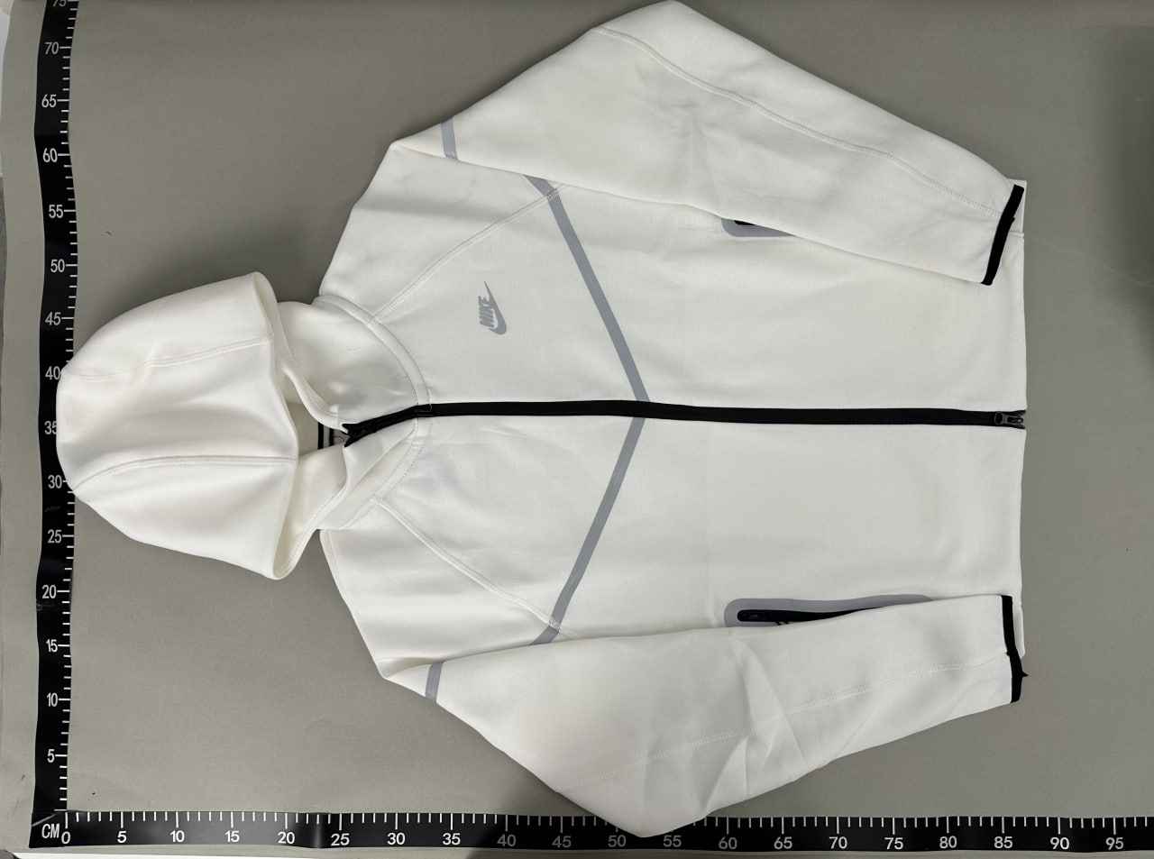 Nike Hoodie -4