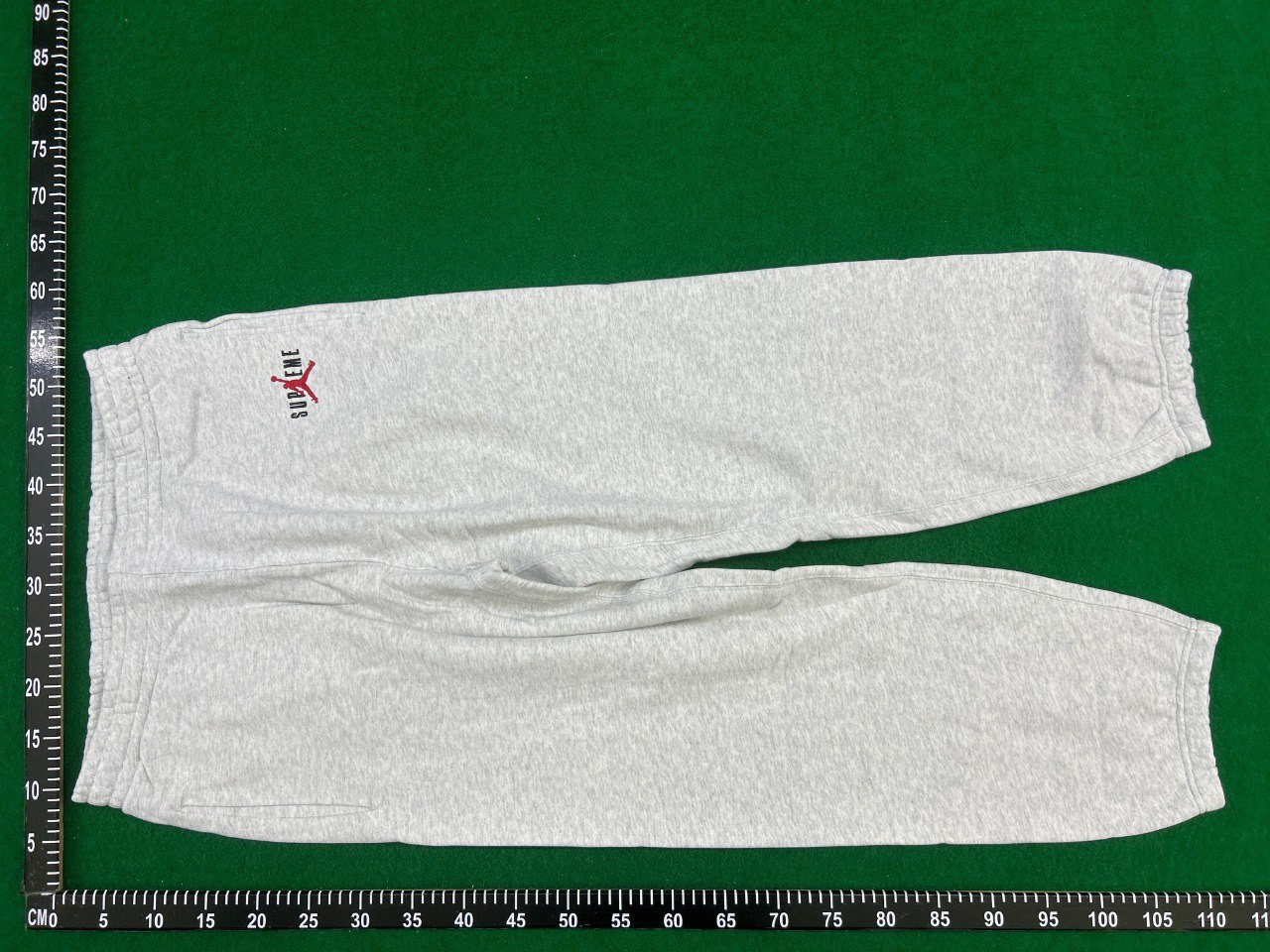 Supreme X Jordan suit -3
