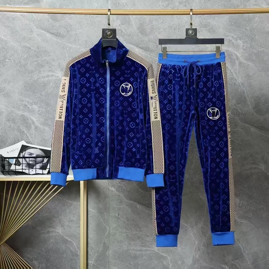 LACOSTE suit -4