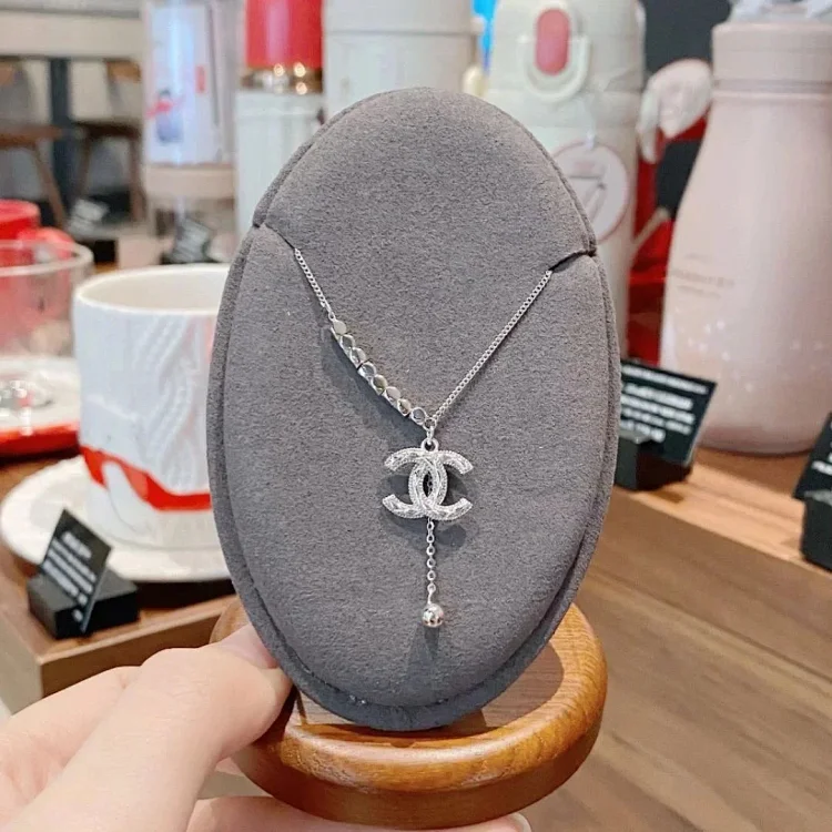   Chanel Fashion Retro Necklac