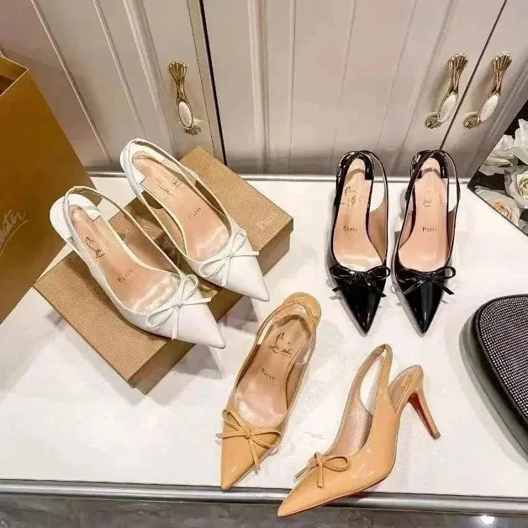 Louboutin Sandals Fendi Slippe