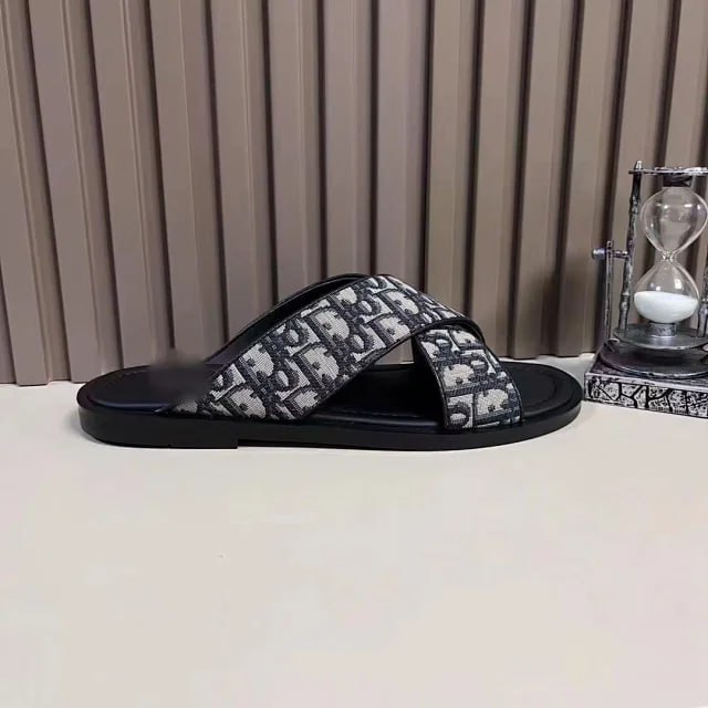  Dior slipper -3