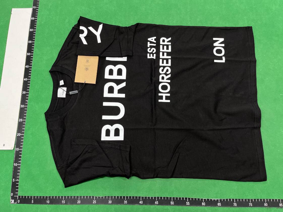 Burberry T-shirts -3