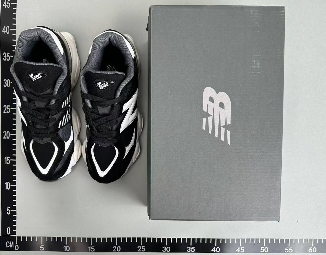 New Balance NB 9060 -4