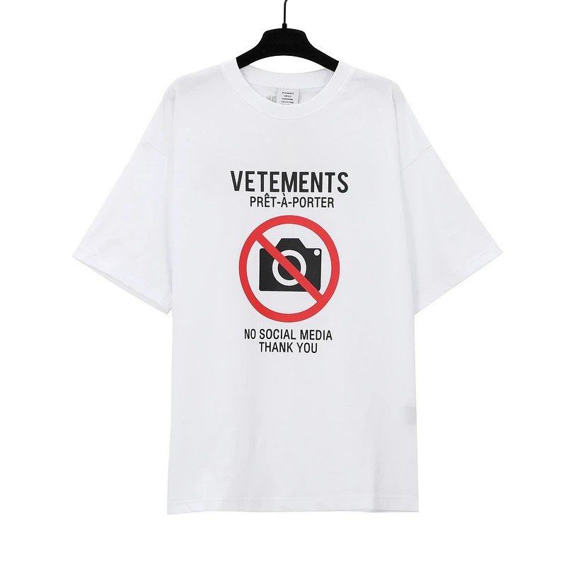 VETEMENT -2