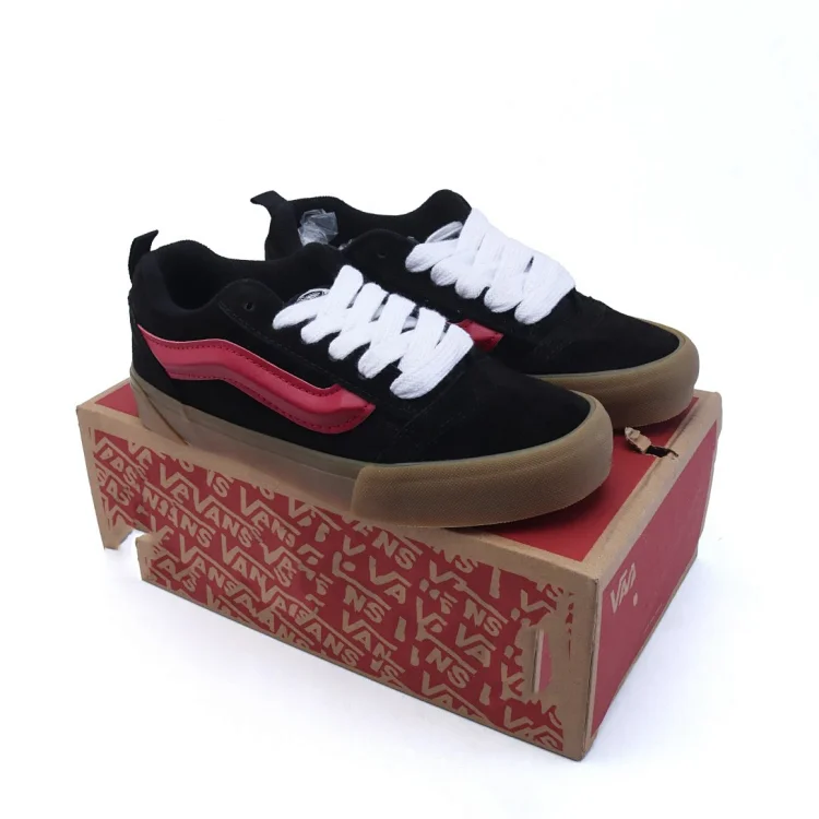 American-style bread shoes