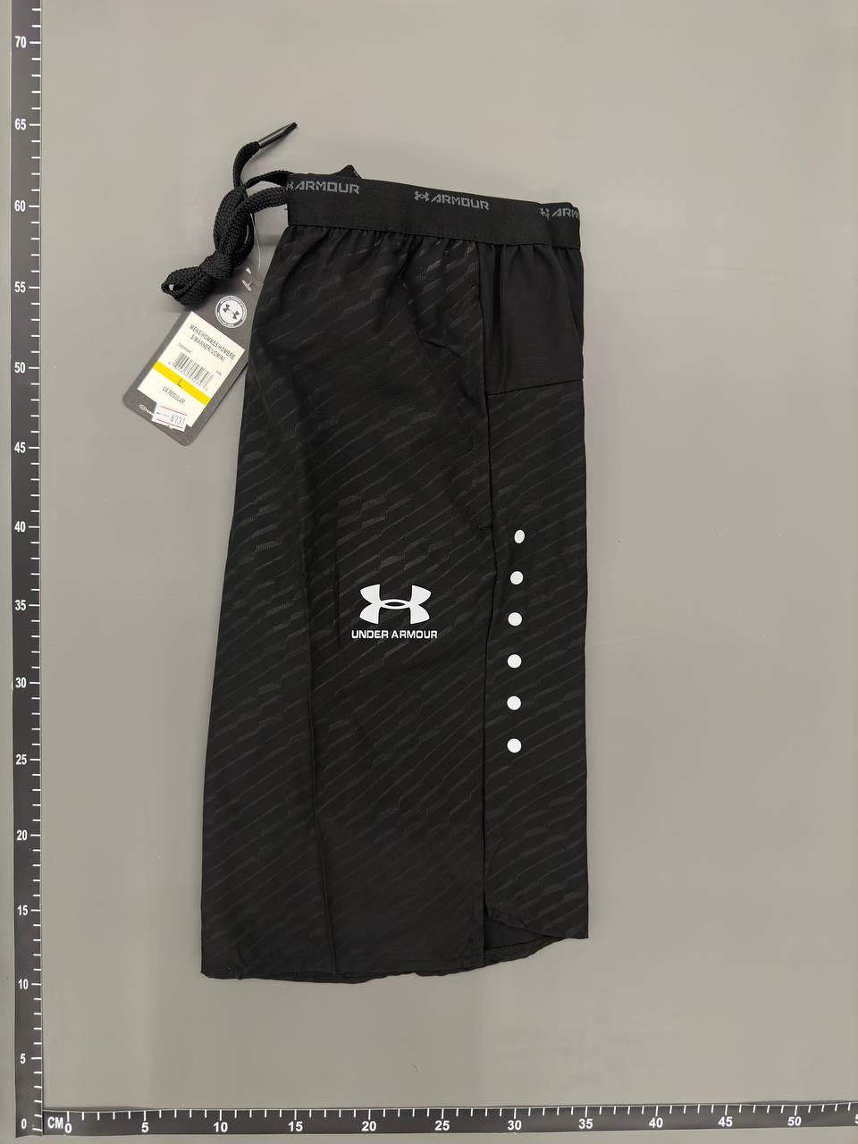 Under Armour shorts -2
