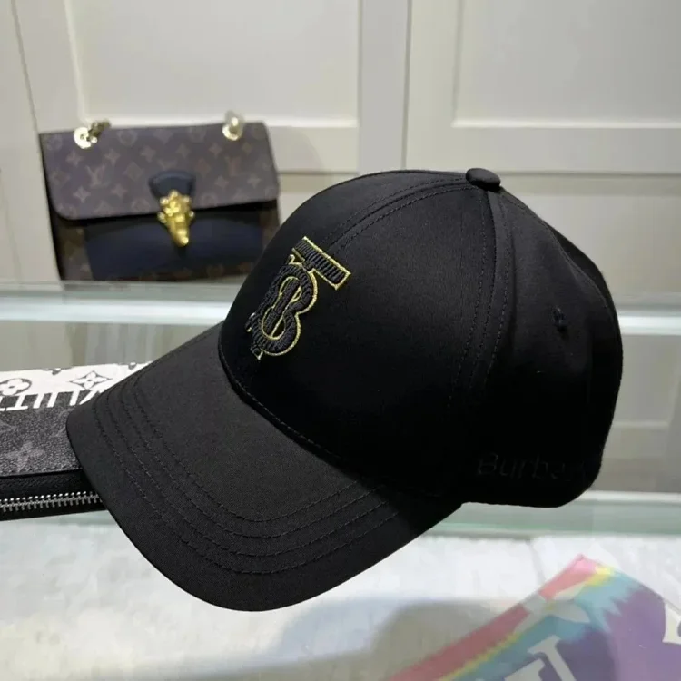 Burberry Peaked Cap Bucket Hat