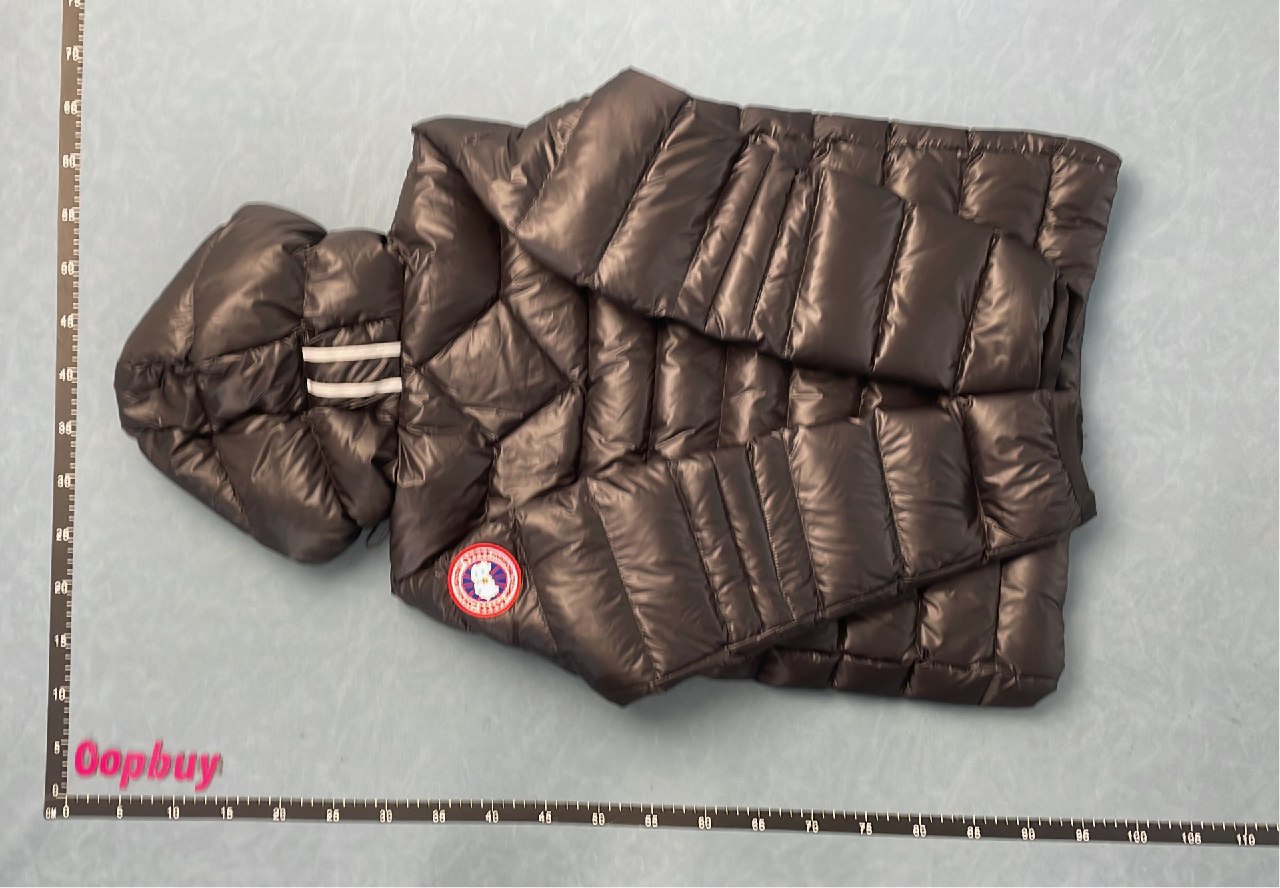 Canada Goose Down Jacket - Lightweight Hooded Winter Coat for Men & Women  Jackets -2