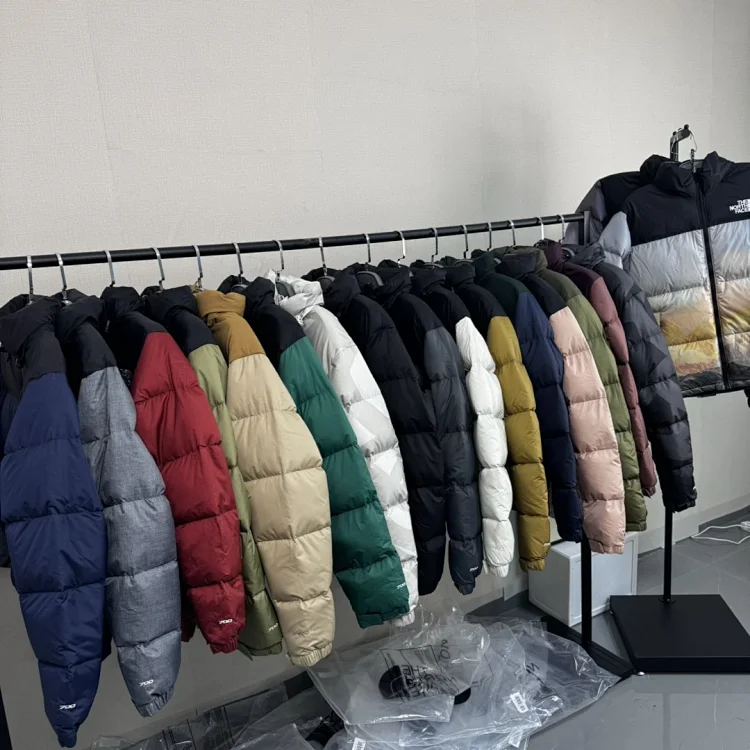 The North Face Men's Nuptse 19