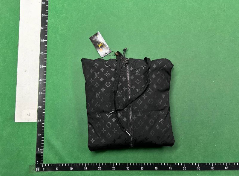  LOUIS VUITTON WINDBREAKER -4