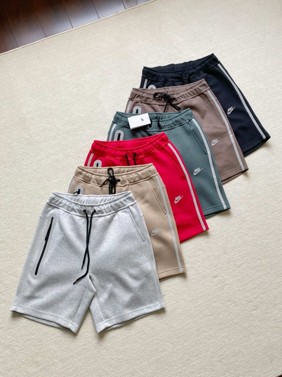 Nike Tech Windrunner -2