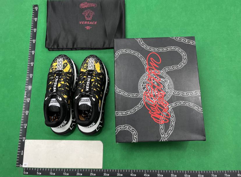  Versace shoes -2