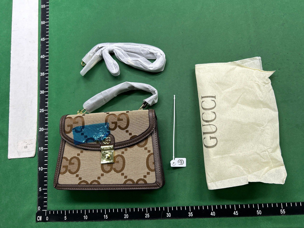 Gucci genuine leather bag -4