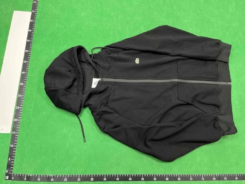 Lacoste suit  (31 CP) -3
