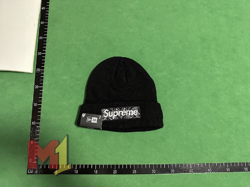 supreme Hat(+8 color）                                                                      -2