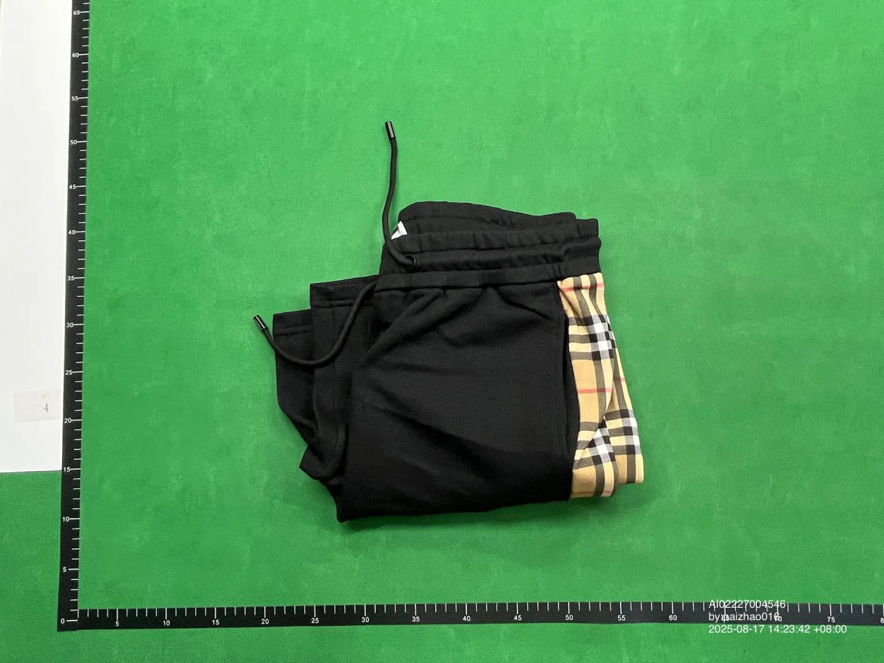 Burberry Short -4