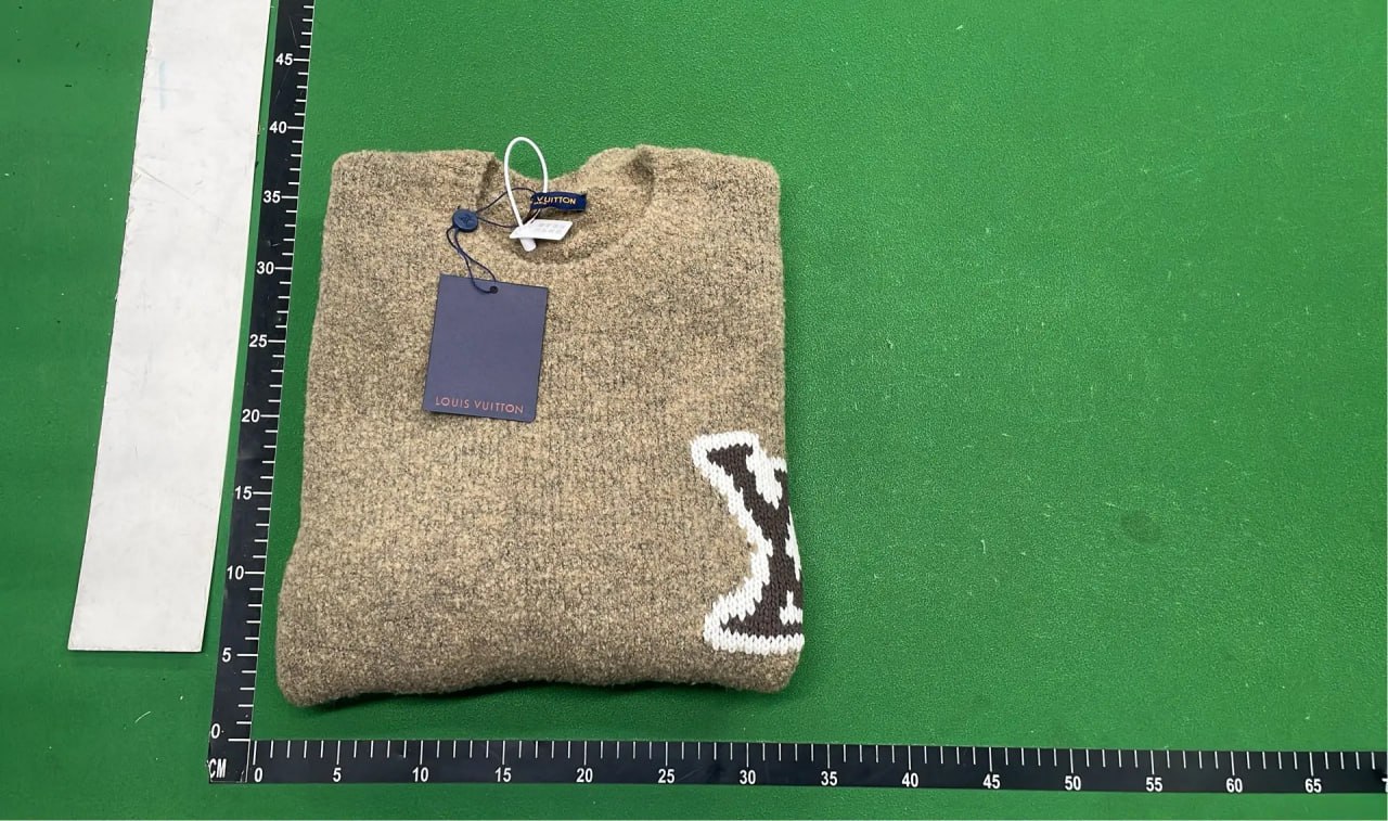 Louis Vuitton sweater -3