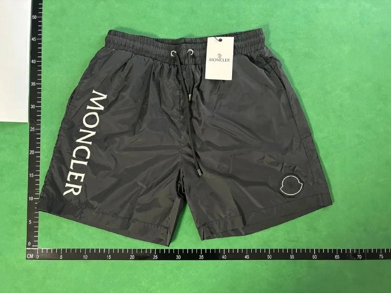 Moncler shorts  -2