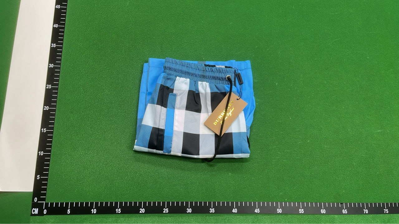 Burberry shorts -4