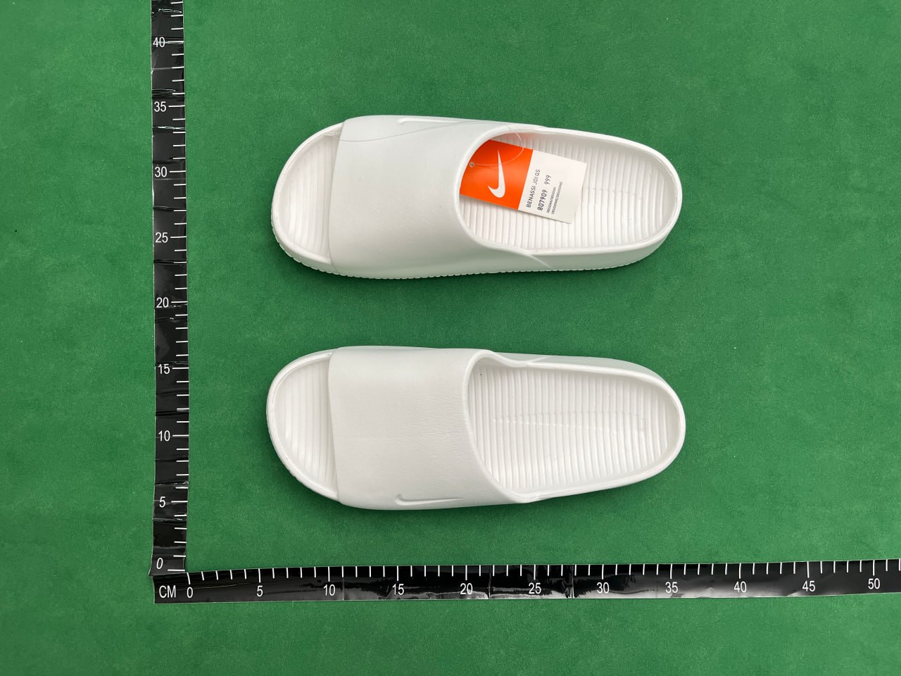 Adidas Yeezy Slide -3